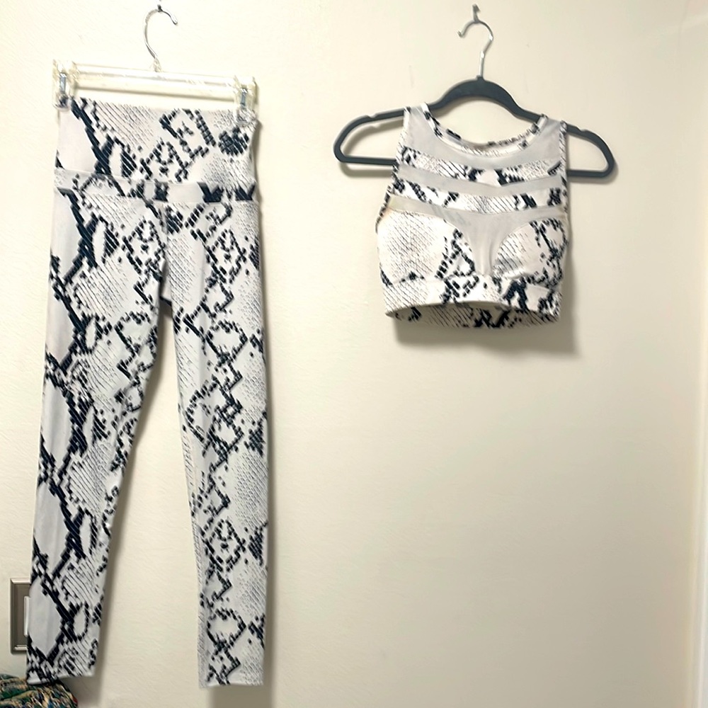 Workout set - Picture 1 of 2
